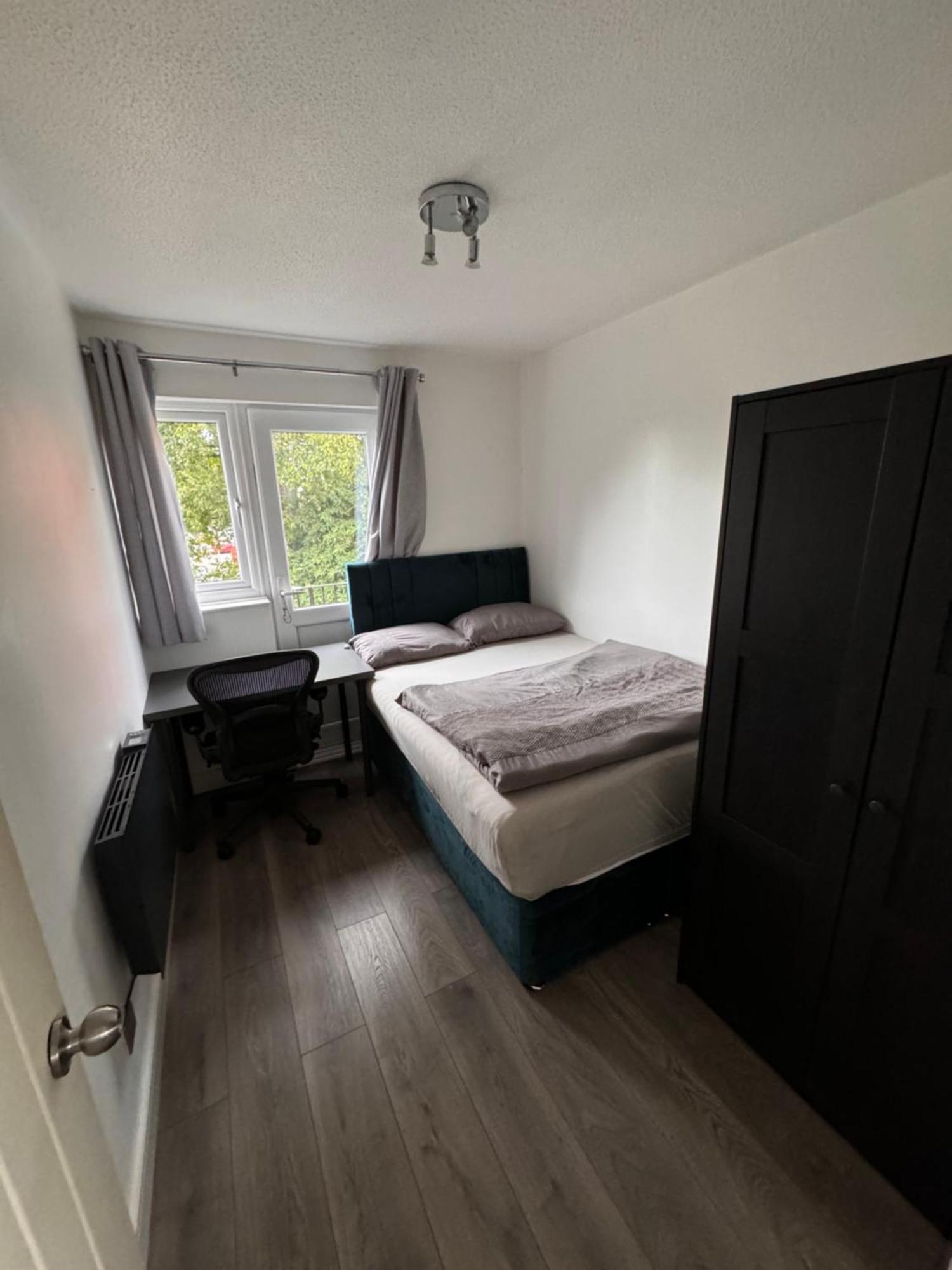 Modern 2 Bed Apartment & Free Parking Canterbury Eksteriør bilde